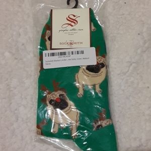 Christmas themed socks with pugs